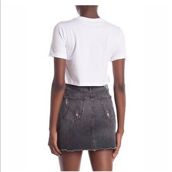 Kendall + Kylie Lost Love Crop Tee - Picture 3 of 7